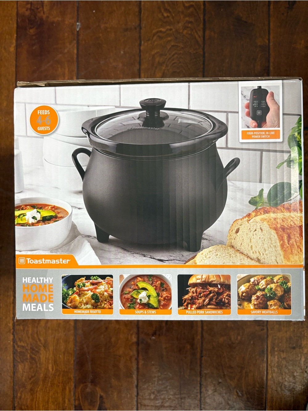 Toastmaster Black Cauldron Slowcooker with Glass Lid (NIB)